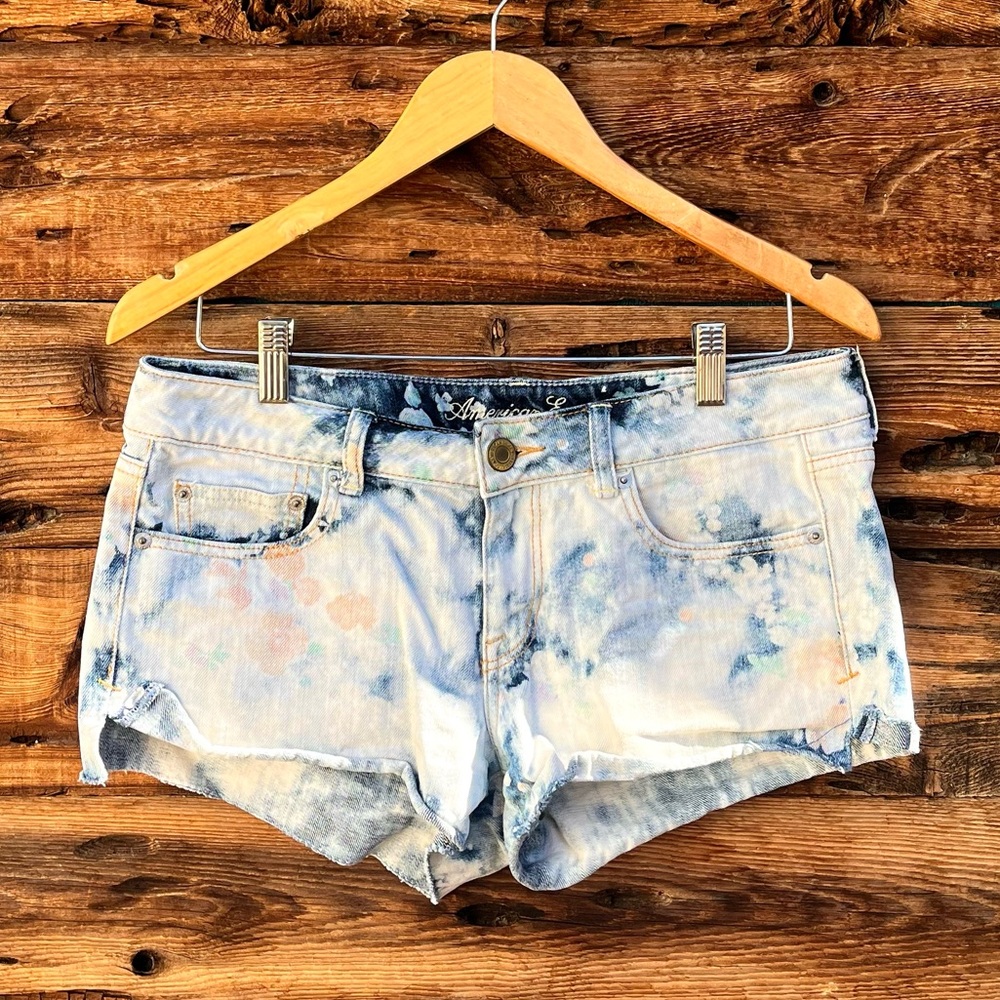 AMERICAN EAGLE | Women's Blue Floral Denim Shorts 8